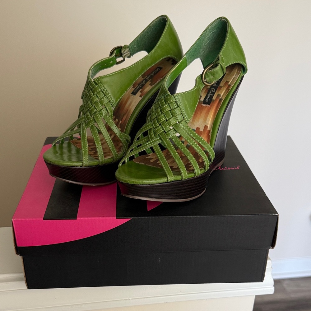 Green Woven Platform Wedge Sandals - Women